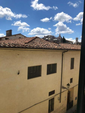 Lovely One Bedroom in City Center Florence